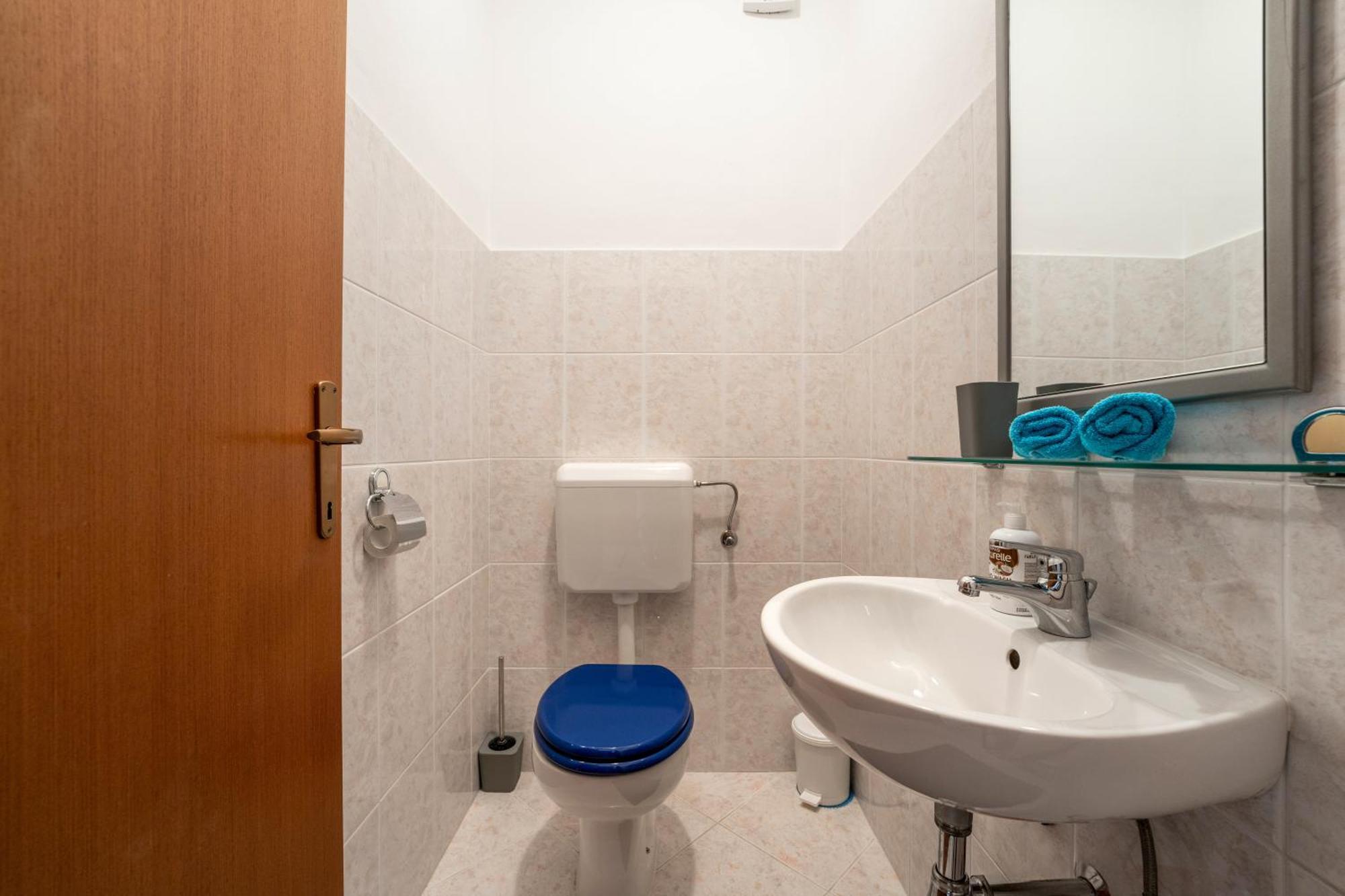 Apartment Morena Пореч Екстер'єр фото